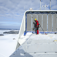 Prüfung bei Inbetriebnahme einer Windkraftanlage im Winter durch energieprofile Ingenieurbüro aus Memmingen